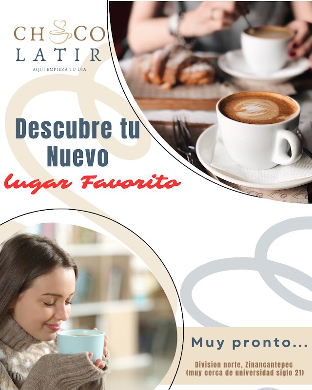 Chocolatir Cafetería con una taza de café latte y una rebanada de pastel de chocolate sobre una mesa de madera
